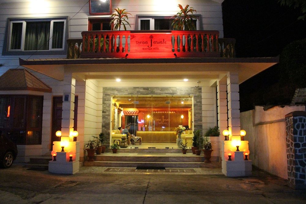 undefined Three Jewels Boutique Hotel 10