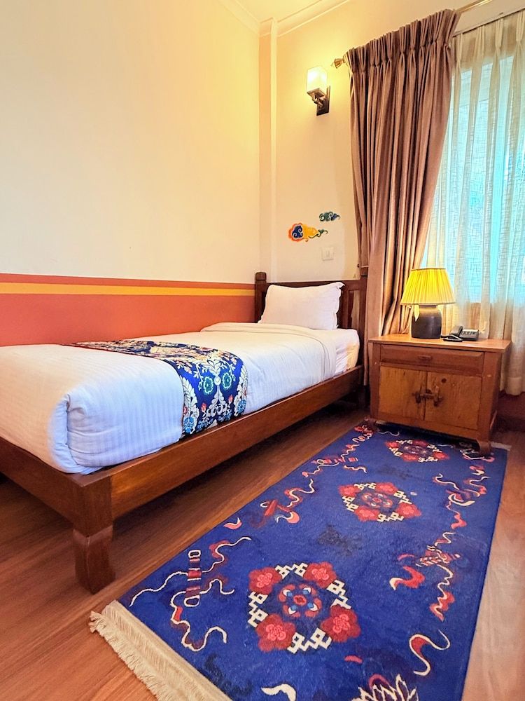 Three Jewels Boutique Hotel Deluxe Double or Twin Room, Garden View 11
