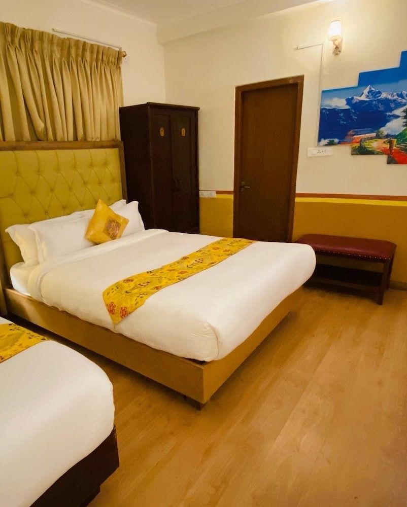 Deluxe Suite