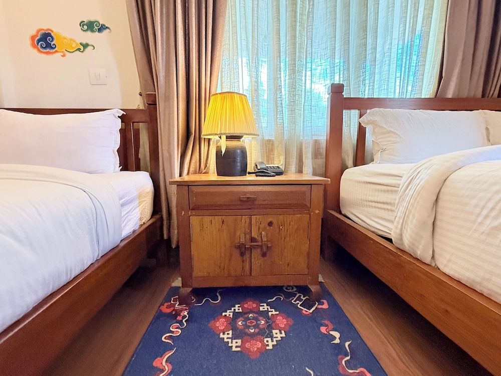 Three Jewels Boutique Hotel Deluxe Double or Twin Room, Garden View 8