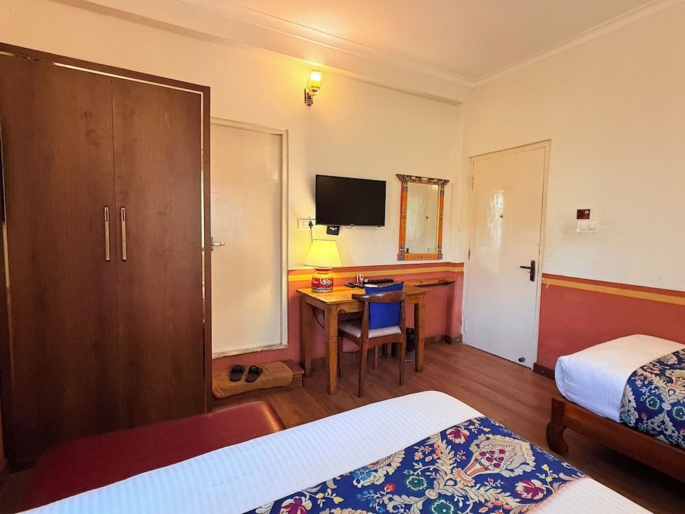 Three Jewels Boutique Hotel Deluxe Double or Twin Room, Garden View 17