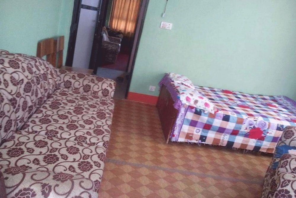 Changu Newa Homestay Basic Triple Room 3
