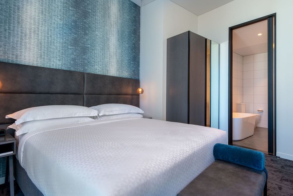 Four Points by Sheraton Auckland Room, 1 King Bed, Non Smoking