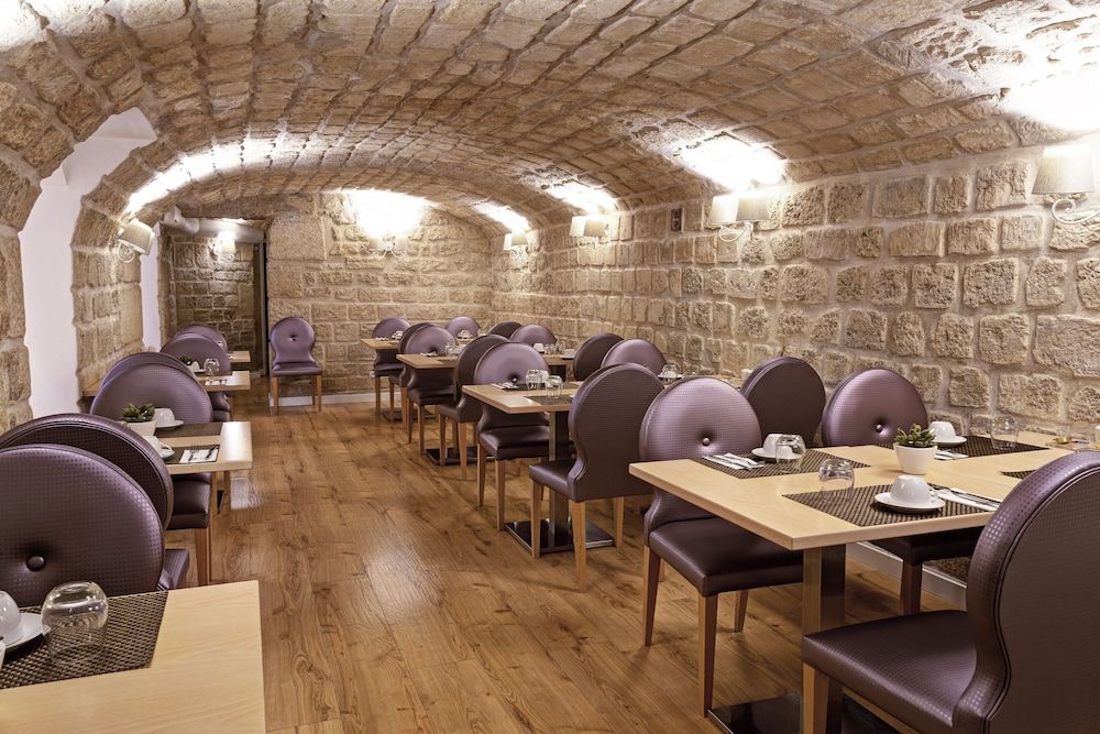 undefined Hotel Exe Paris Centre 8