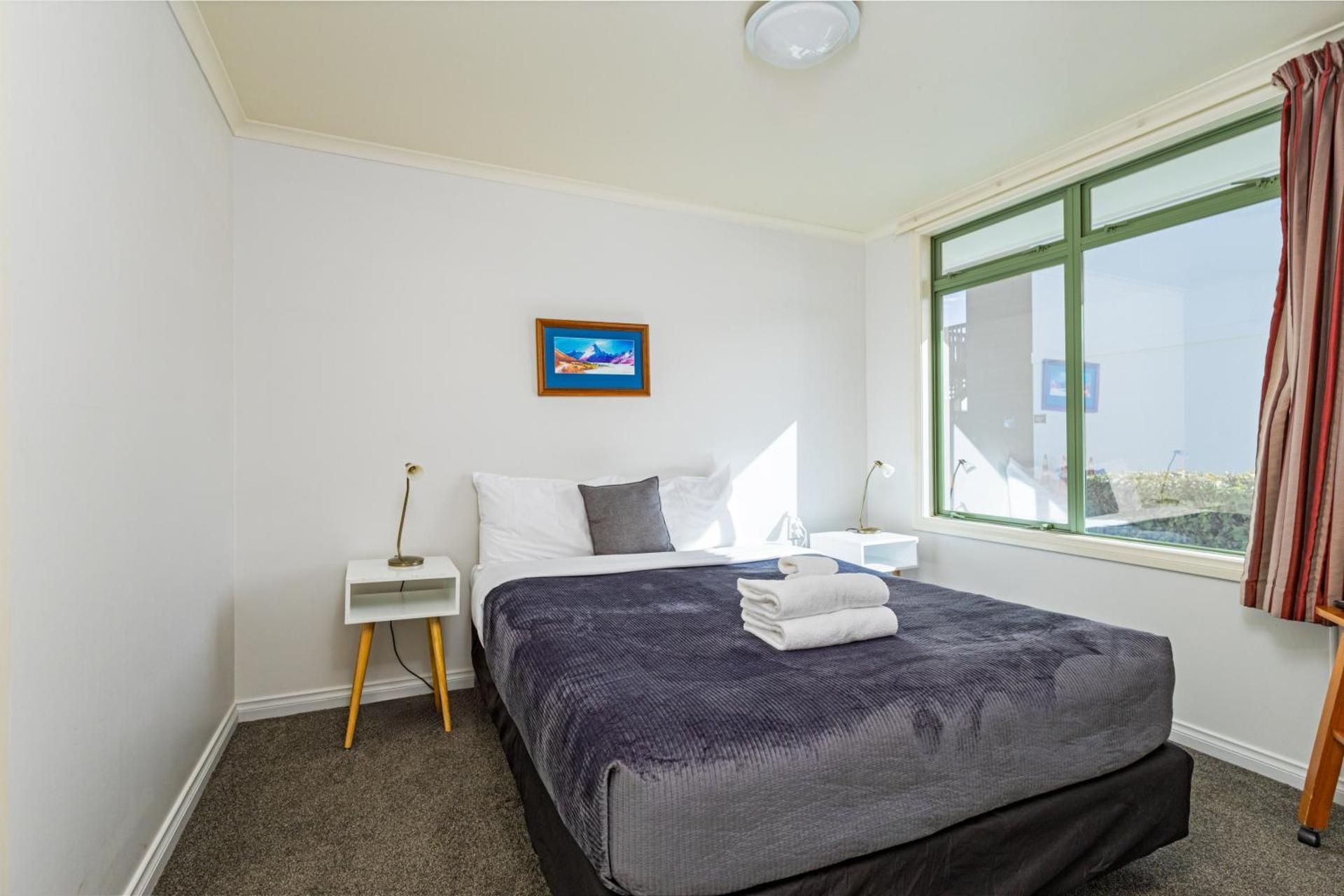 Lakeview Two-Bedroom Suite (Ground Floor)