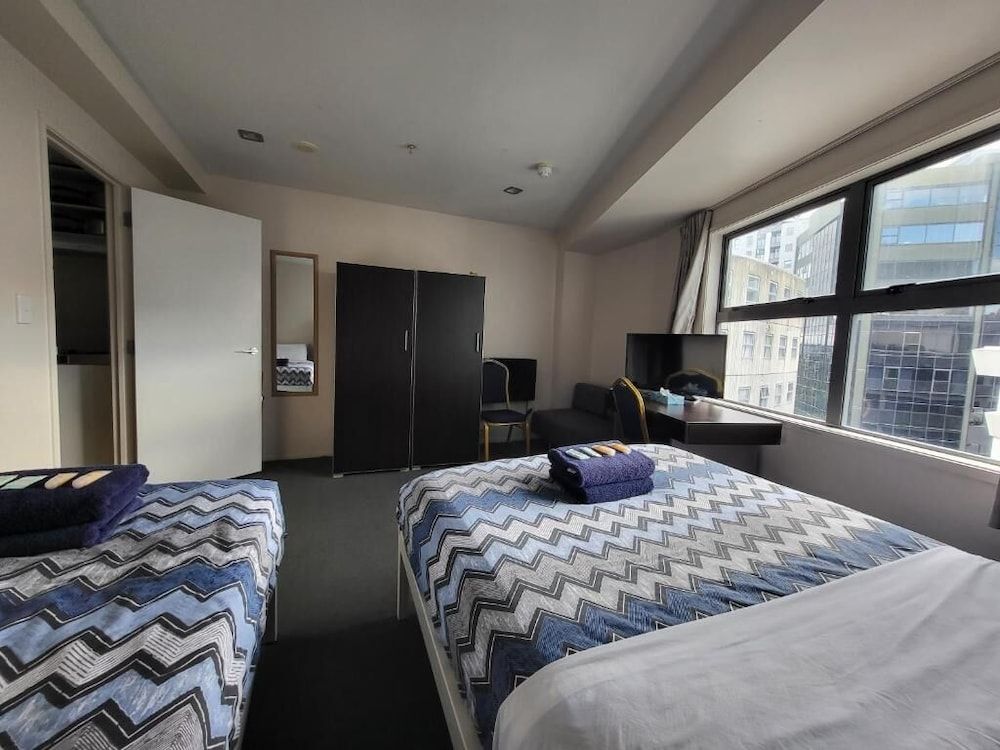 Studio Apartment with Two Single Beds