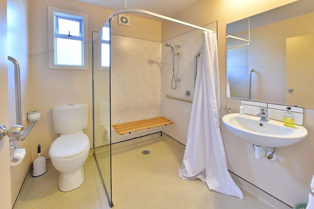 Wayside Motel Cottage 1 2