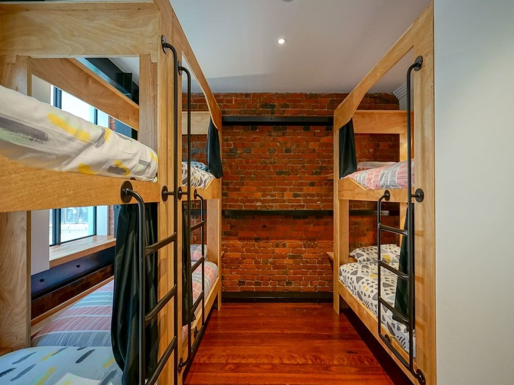 1 Bed in 6 Bed Female Only Dorm