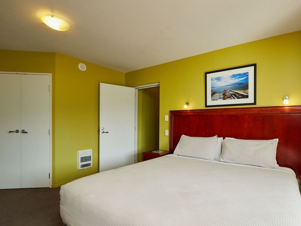 undefined Kaikoura Quality Suites 10