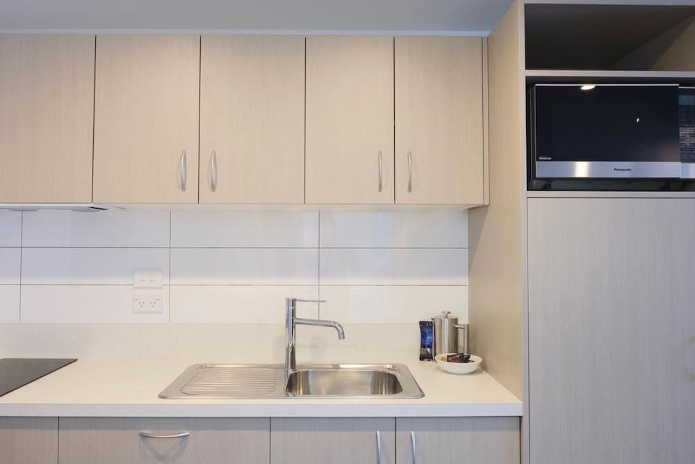 Stopforths Premium Accommodation Standard Studio Sleeps 3 4