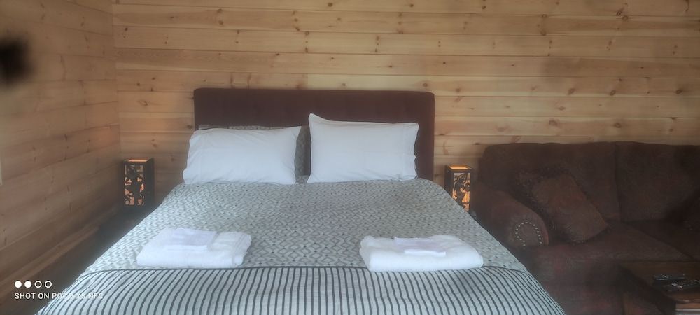 Honeymoon Studio Suite