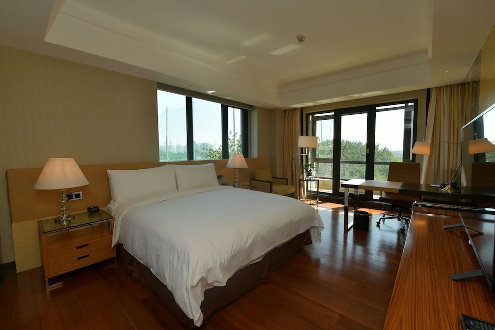 The Sandalwood, Beijing - Marriott Executive Apartments Executive Apartment, 1 Bedroom 3