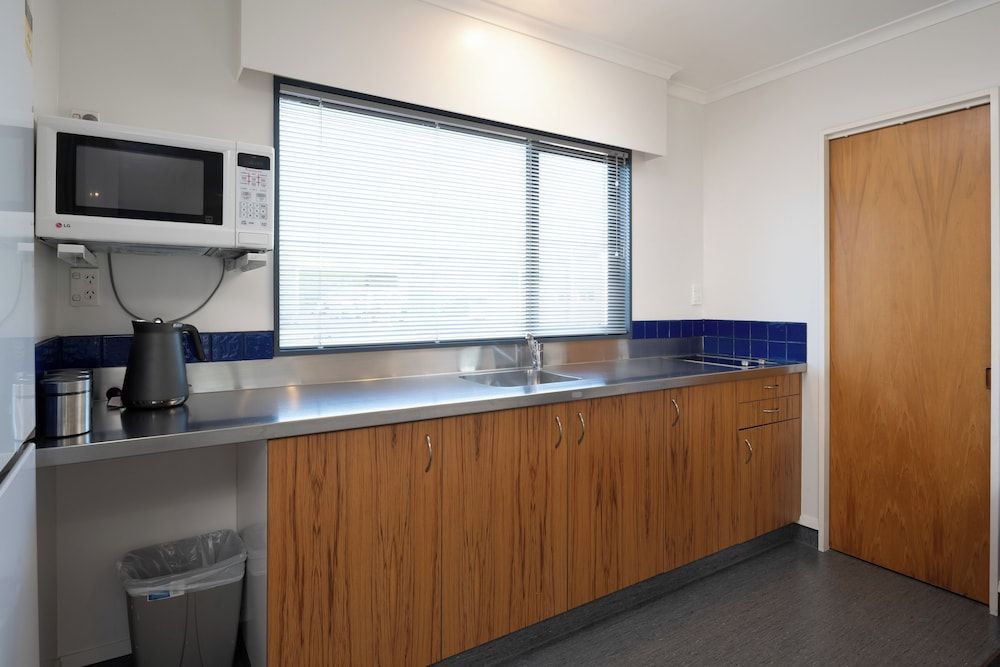 Grove Park Motor Lodge One Bedroom Superior Spa 13