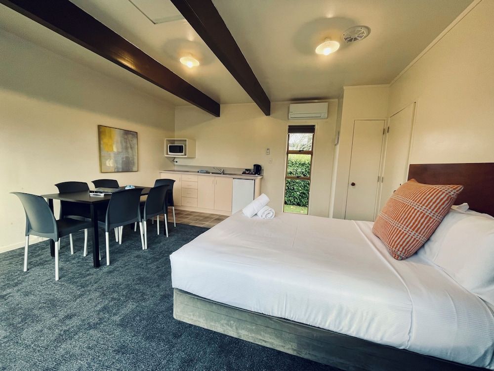 Family Room, 1 Bedroom, Private Bathroom, Park View