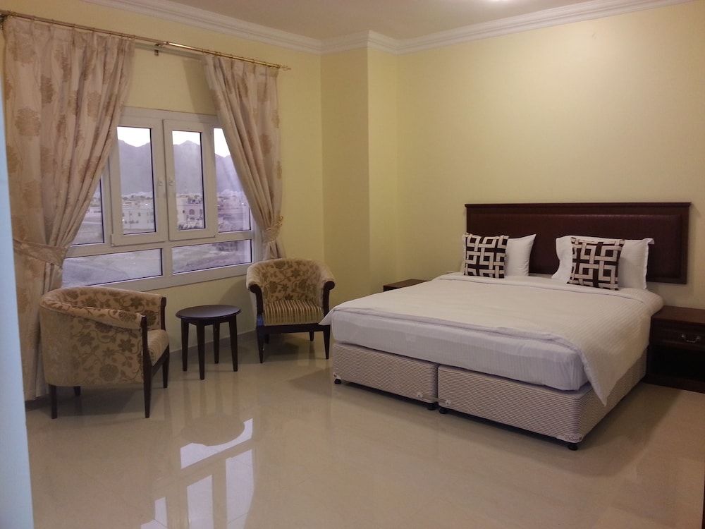 Nizwa Hotel Apartments Superior Apartment, 2 Bedrooms, Non Smoking, Kitchen 14