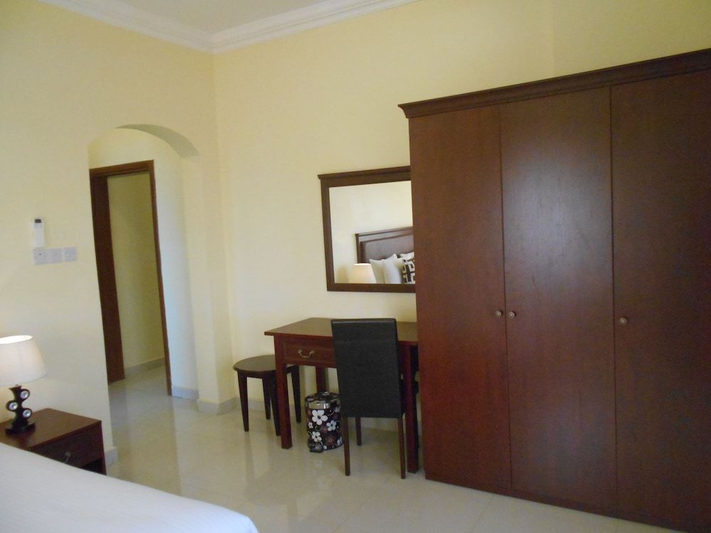 Nizwa Hotel Apartments Superior Apartment, 2 Bedrooms, Non Smoking, Kitchen 17