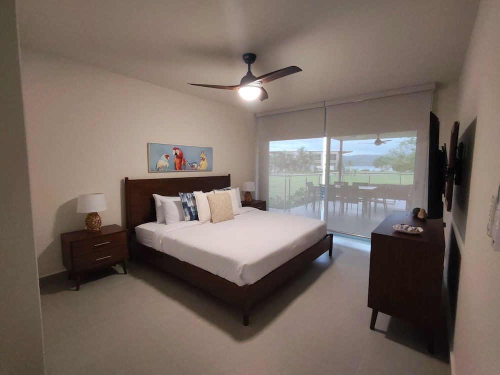 Villa Marina Lodge & Condos Deluxe Condo, 3 Bedrooms, Partial Ocean View, Garden Area 3