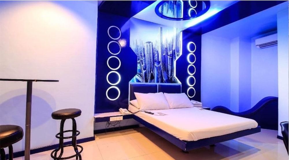 undefined Astrotel Avenida 9