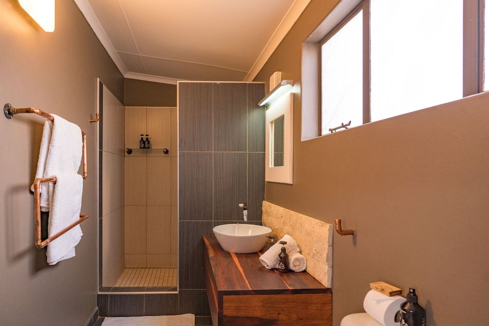 Kalahari Anib Lodge Family Room, 2 Bedrooms 2