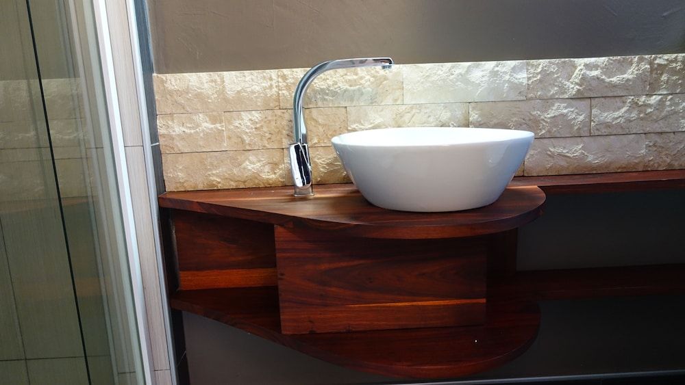 Kalahari Anib Lodge Standard Twin Room 4