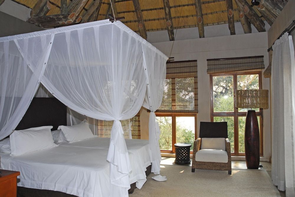 Divava Okavango Resort & Spa Luxury Twin Room, 2 Twin Beds