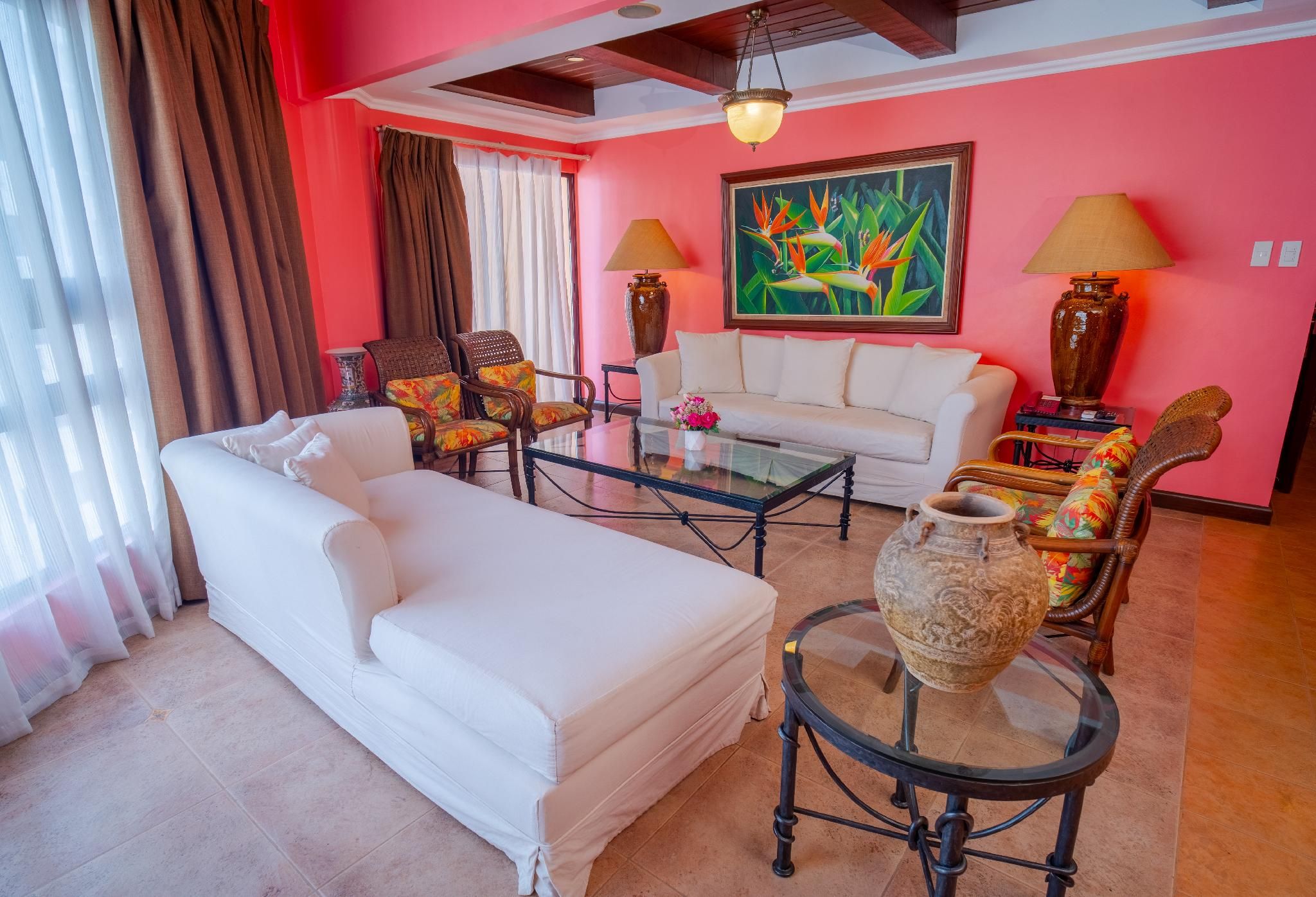 undefined Royal Bellagio Hotel 8