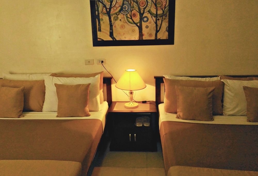 Family Quadruple Room, 2 Queen Beds