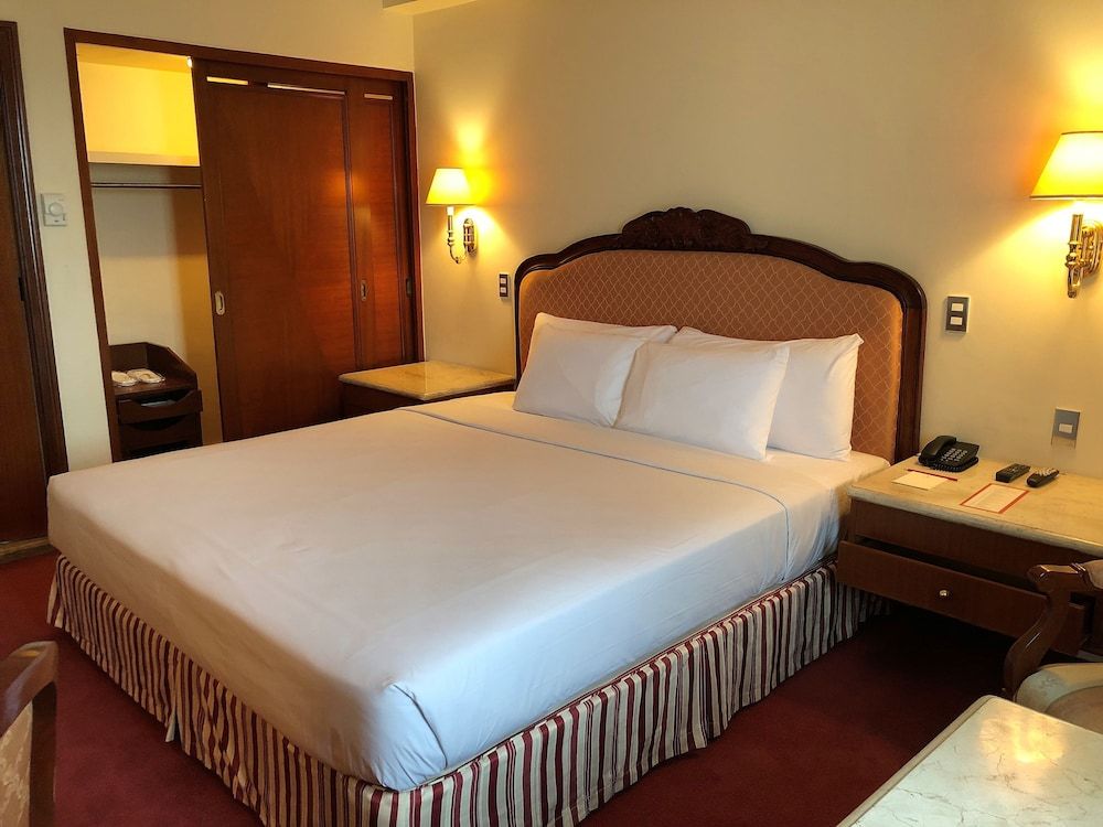 undefined Manila Prince Hotel 4