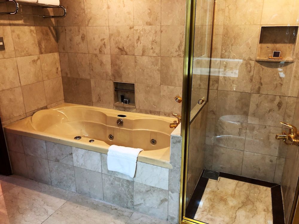 undefined Manila Prince Hotel 8