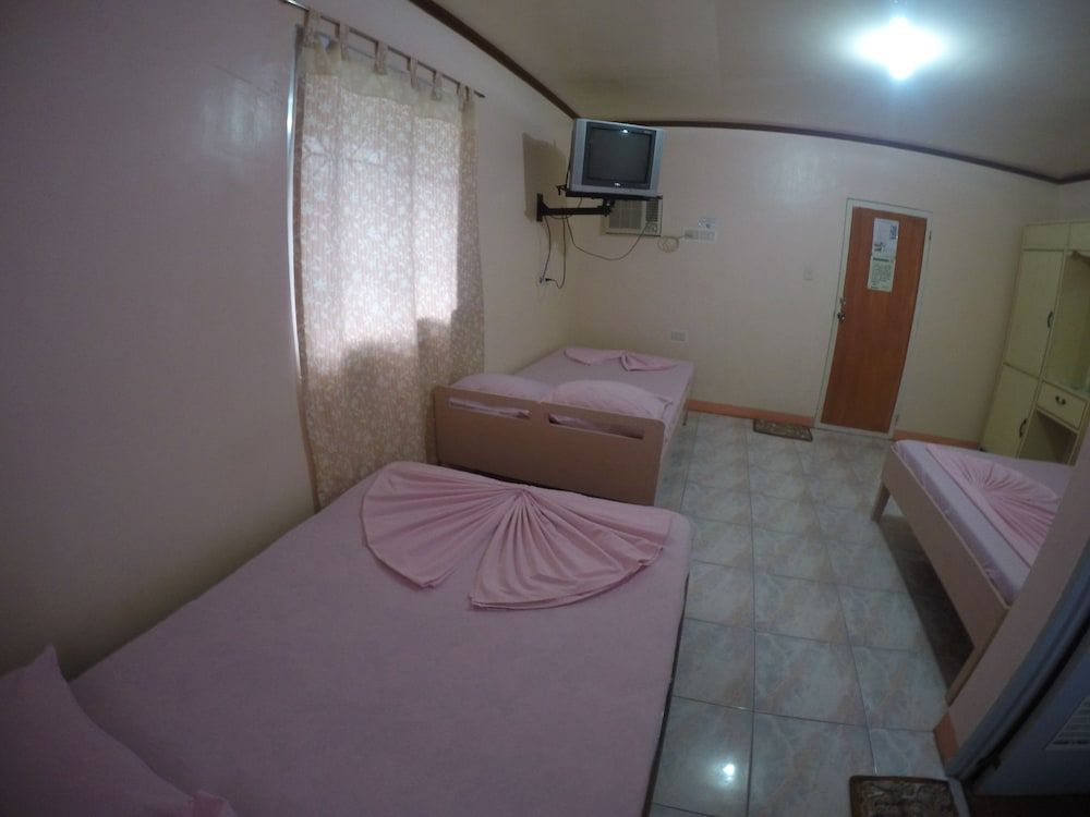 Superior Fan Room