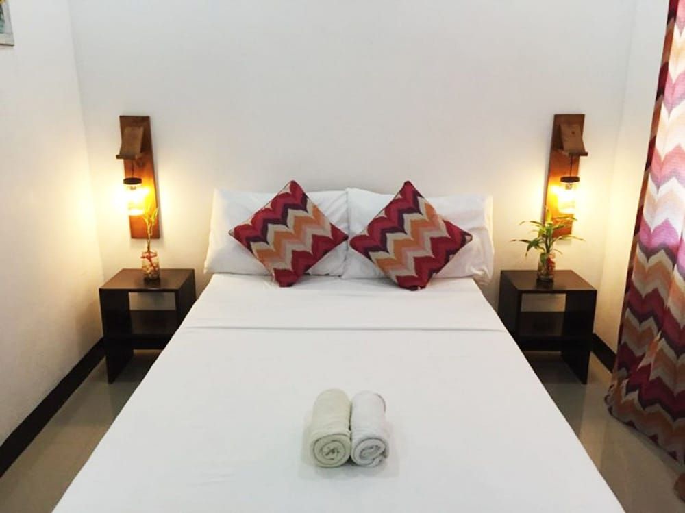 A&J Pension Deluxe Room 6