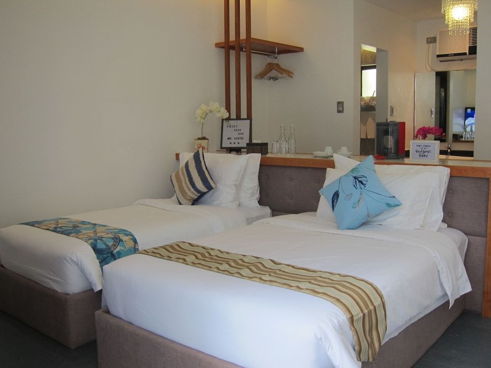 White Breeze Palawan Boutique Hotel