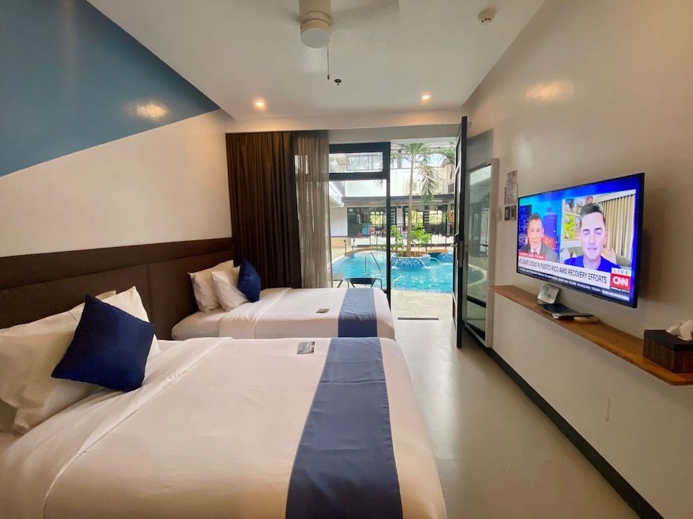 White Breeze Palawan Boutique Hotel Deluxe Room 7