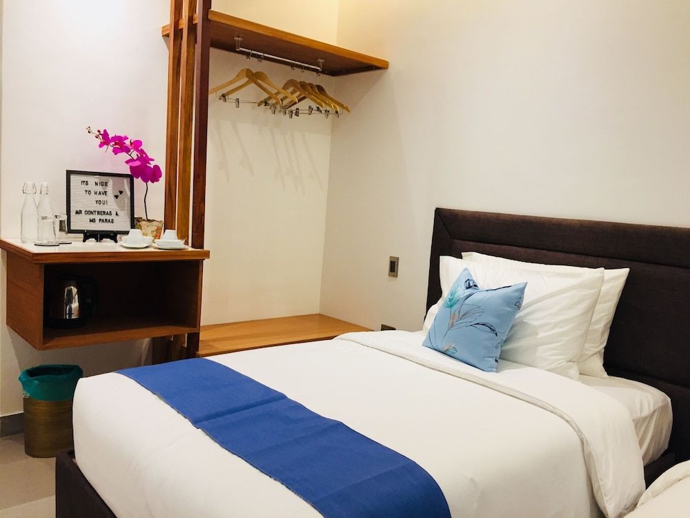 White Breeze Palawan Boutique Hotel Deluxe Room 4