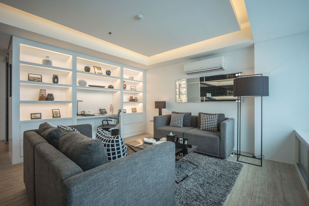 The Alpha Suites Deluxe Suite, 2 Bedrooms 4