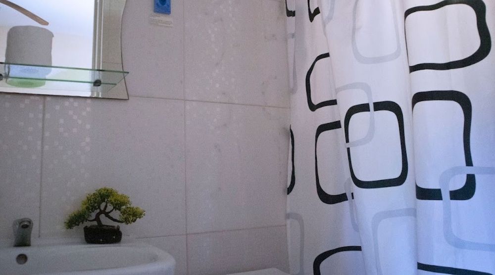 The Palms Resort & Bar Deluxe Room 3