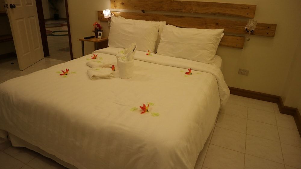 Haramayne Suites Standard Double Room 4