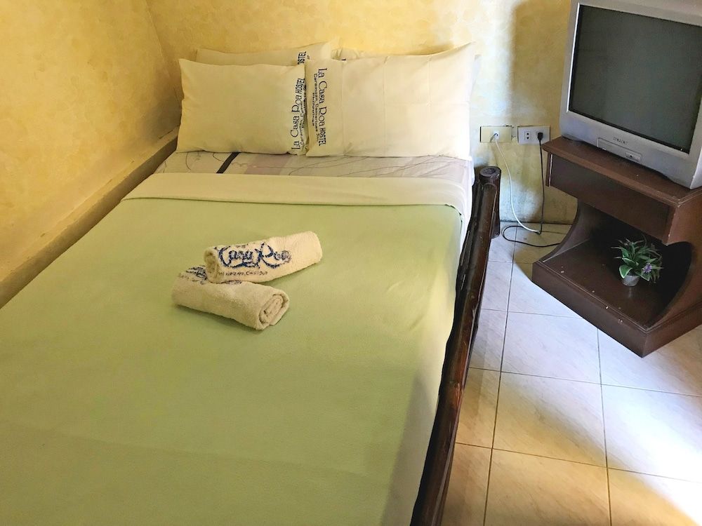 La Casa Roa Hostel Family House, Multiple Beds, Accessible 4