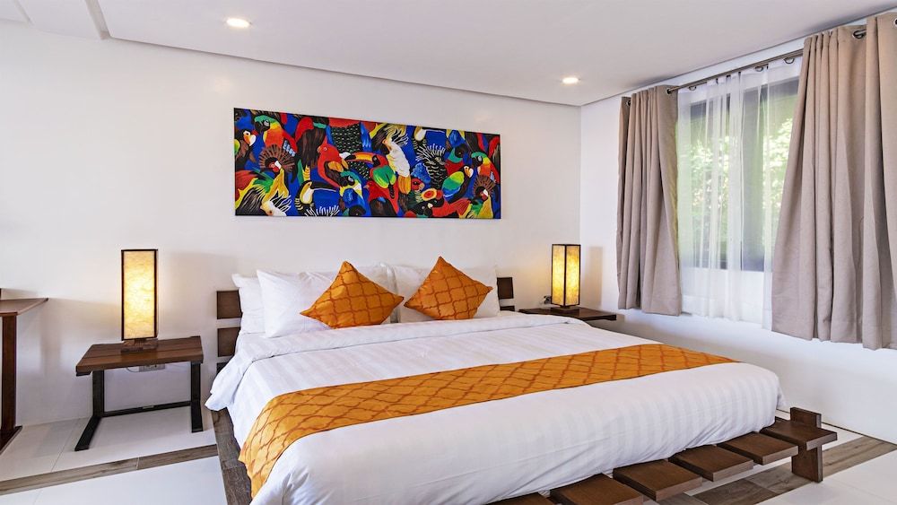 Ocean's Edge Resort Muni-Muni Cliff Villa 2