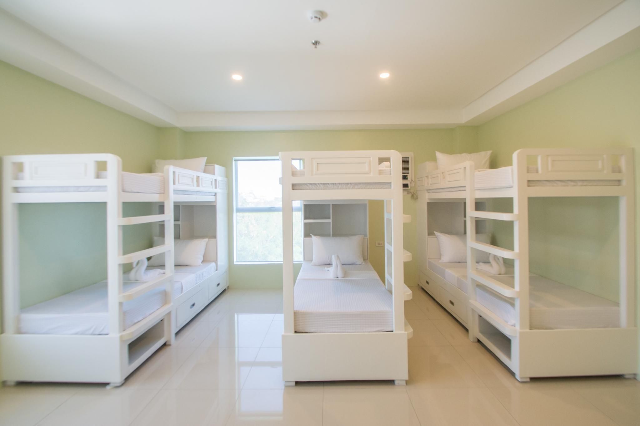 Shore Time Dormitel Bed in 6 Bed Room 2