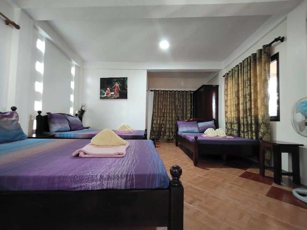 La Punta (Standard Family Room)