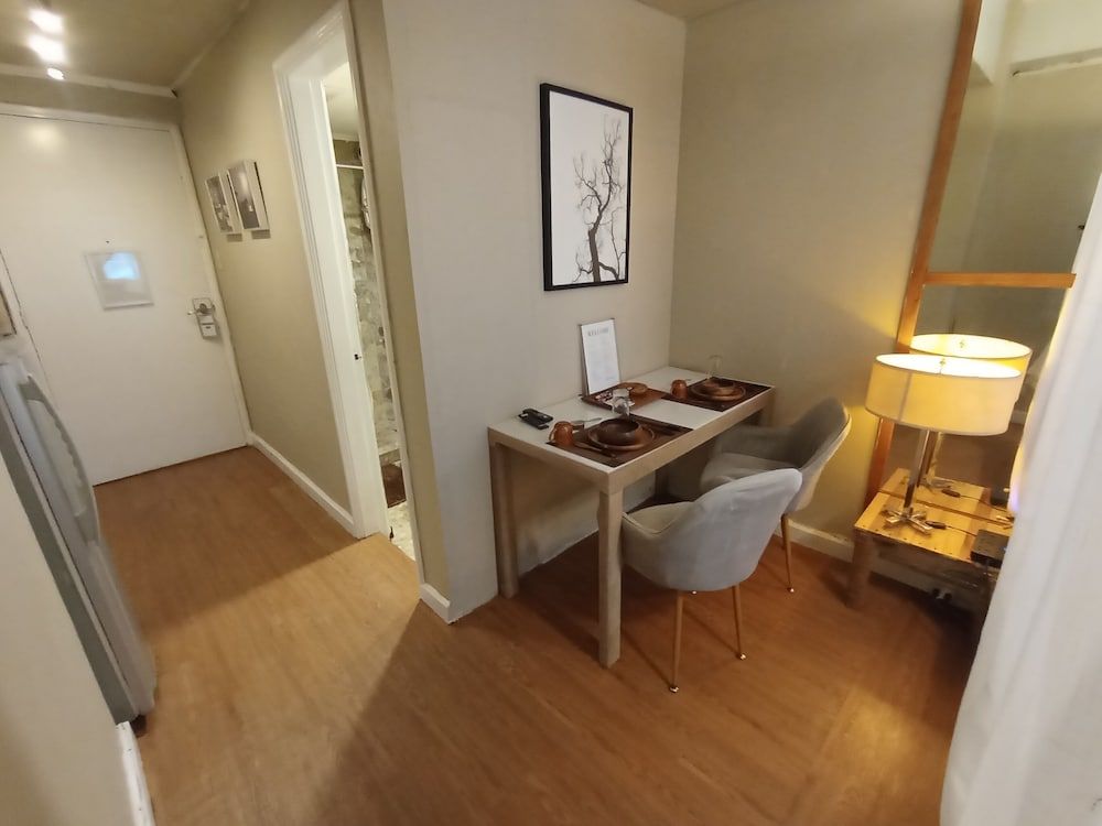 The Staycation - Boutique rooms Romantic Studio, 1 Queen Bed, Patio, Pool View (NO FRONT DESK, ONLY SELF CHECKIN) 15