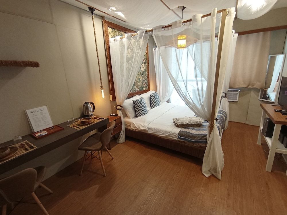 undefined The Staycation - Boutique rooms 2