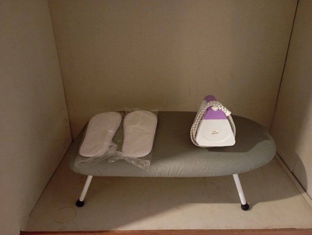 The Staycation - Boutique rooms Traditional Studio, 1 Queen Bed, Non Smoking (NO FRONT DESK, ONLY SELF CHECKIN) 12