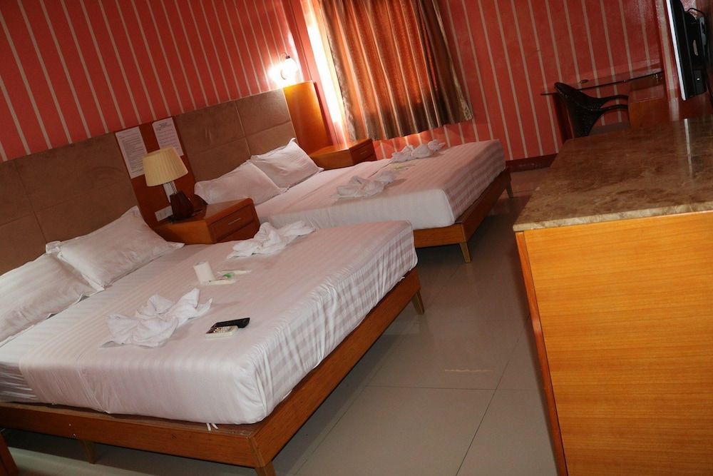 Jeamco Royal Hotel - General Santos Family Room 5