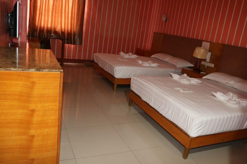 Jeamco Royal Hotel - General Santos Family Room 3