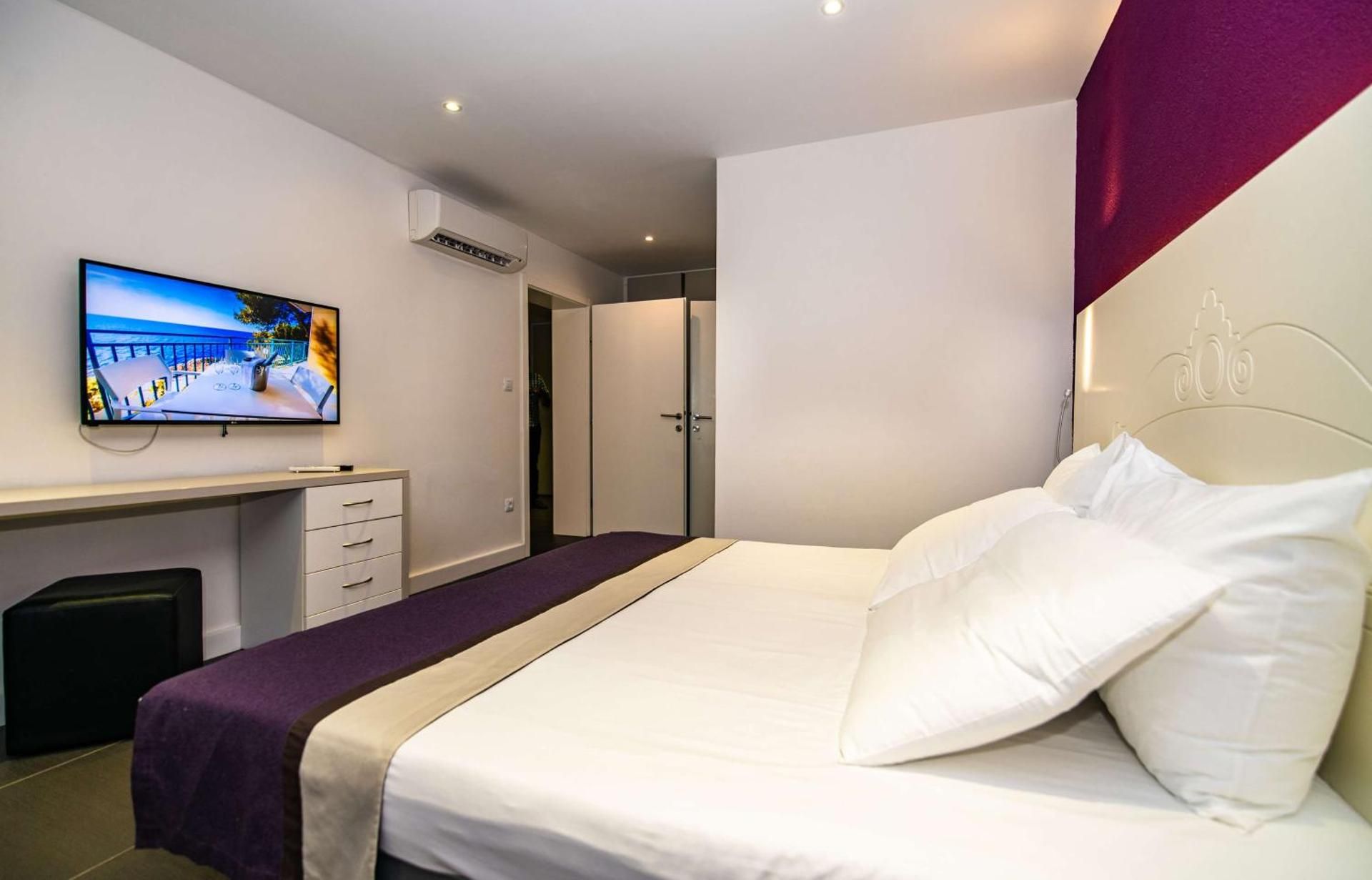 Premium One Bedroom Apartment