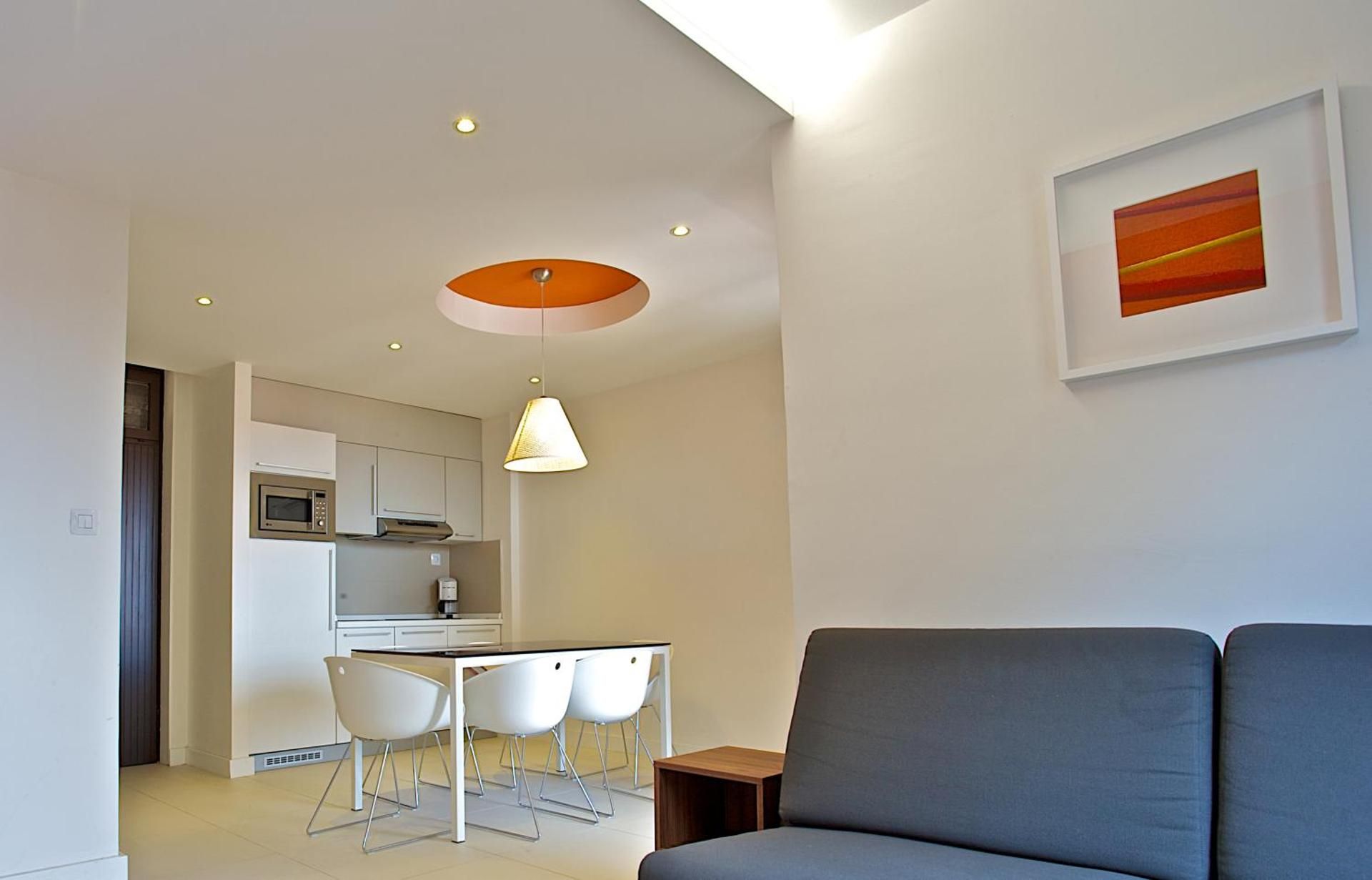 One Bedroom Apartment