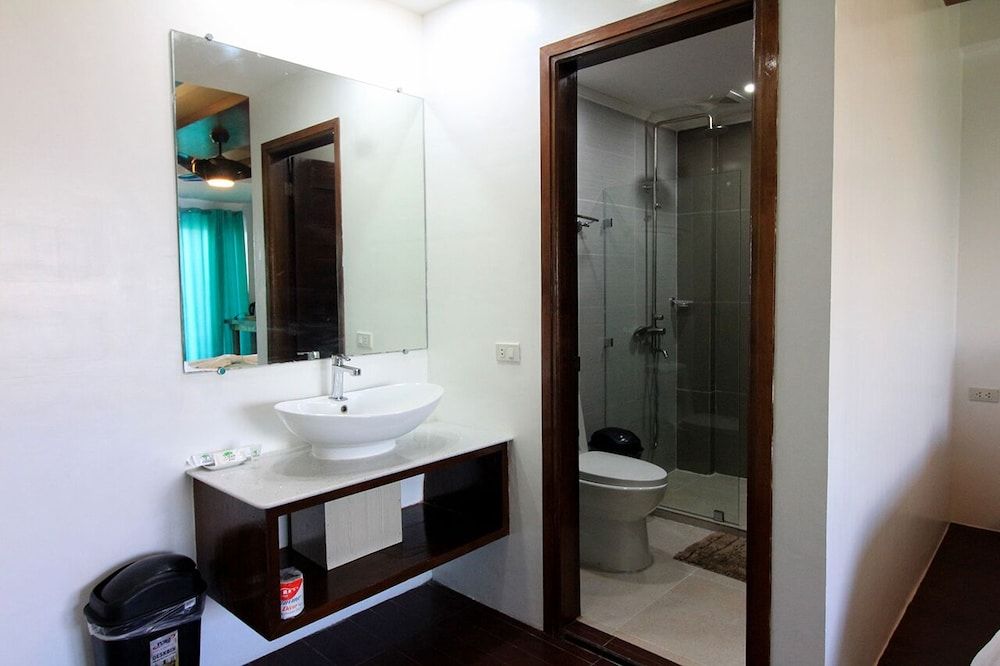 Manarra Seaview Resort Junior Deluxe 5