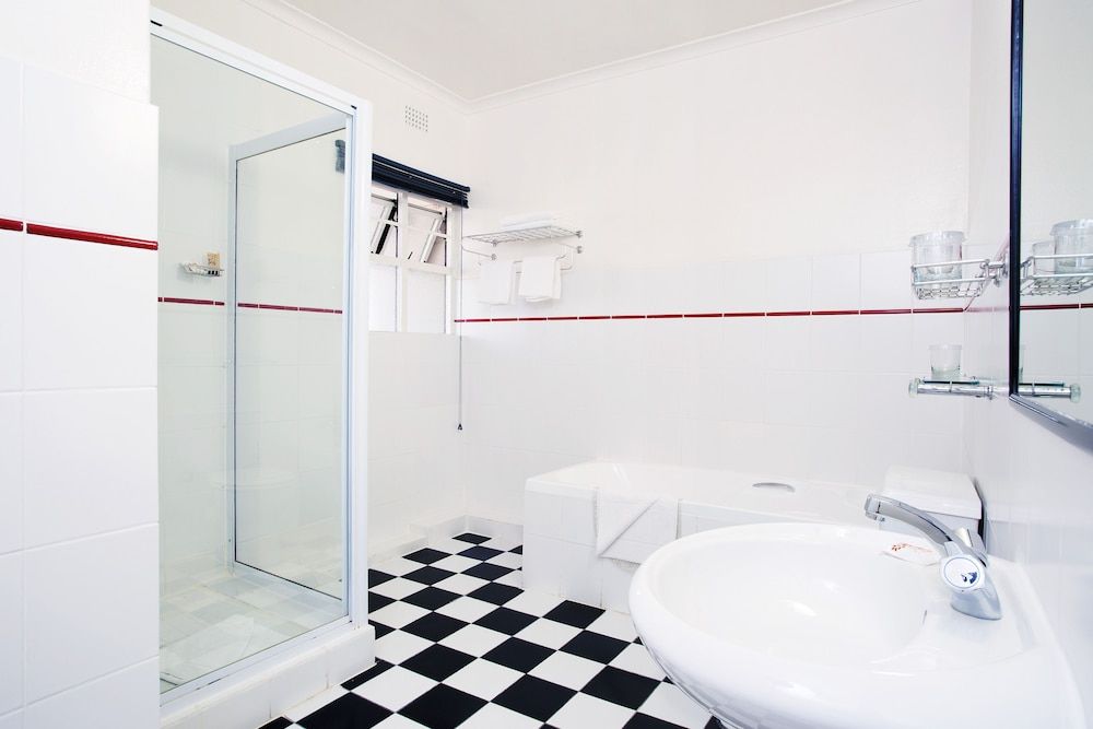 undefined Best Western Cape Suites Hotel 5